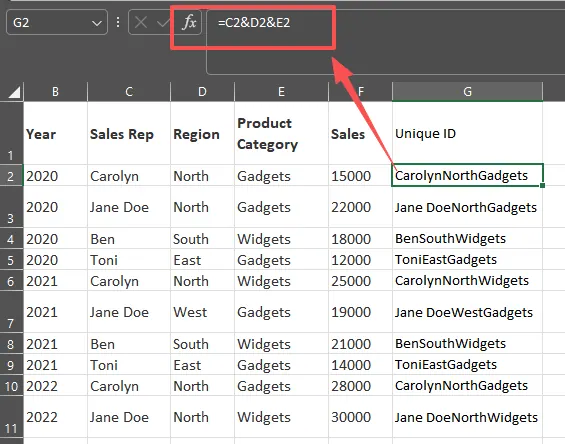 Eine Excel-Tabelle, die eine Hilfsspalte zeigt, die mehrere Felder verkettet, um eine eindeutige ID für VLOOKUP zu erstellen.
